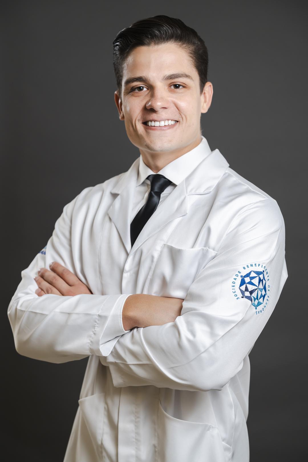 Dr. George Sales de Arruda — Mentor da Jornada do R1